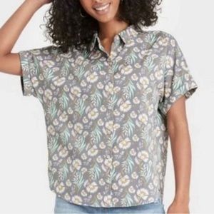 Universal Thread button up